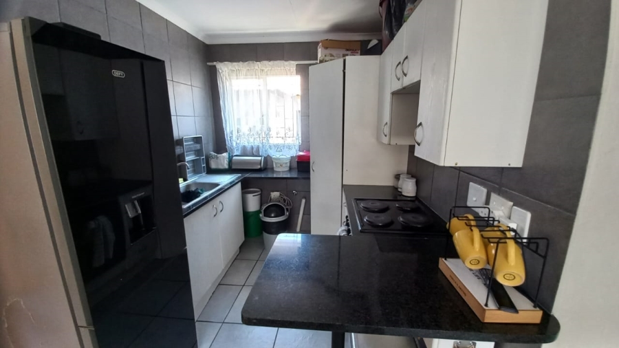 2 Bedroom Property for Sale in Baillie Park North West